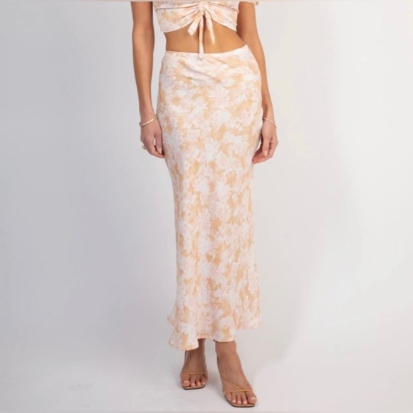 Resa - Isla Slip Skirt in Sahara - Small - Picture 3 of 5